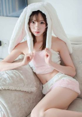浴室激情_BD英语在线手机播放