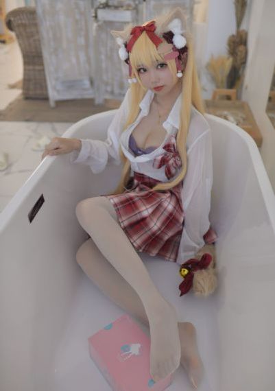 伦理漂亮女老板_BD英语在线观看电视