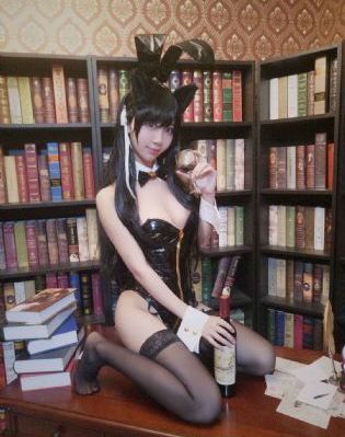 大胸女大学生在线_720超清免费观看