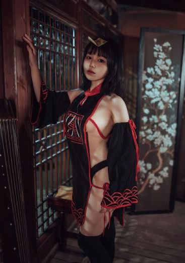 年轻的女老师在线_高清高清迅雷在线观看